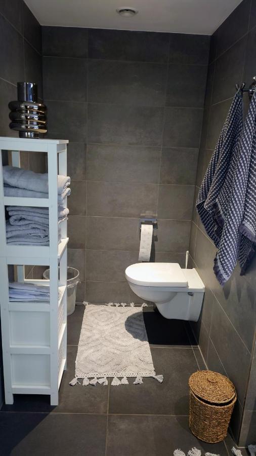 Maurers Schlierseetraum 6, 455 Mit 42 Qm Neu Renoviert, Erdgeschoss Mit Eingezaeunter Terrasse In Ruhiger Lage Am Kirchbichlweg 8 Schliersee